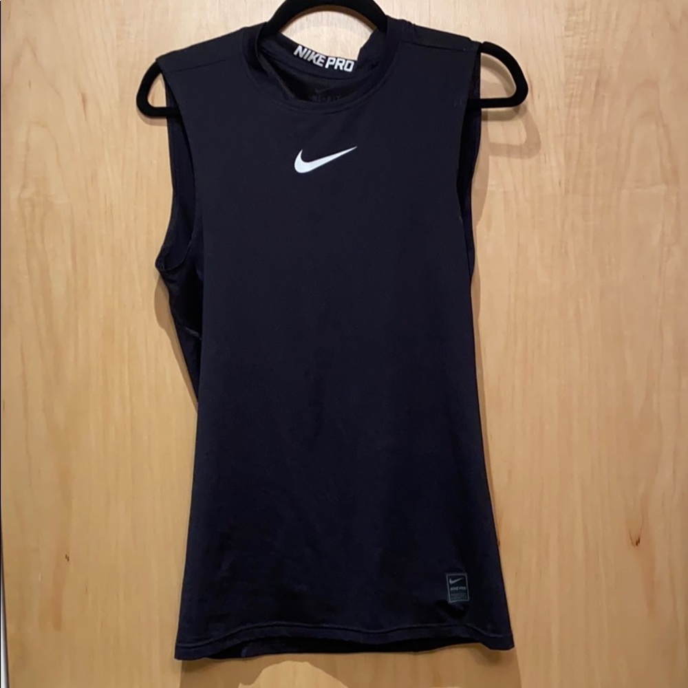 Nike pro dri-fit cutoff workout top